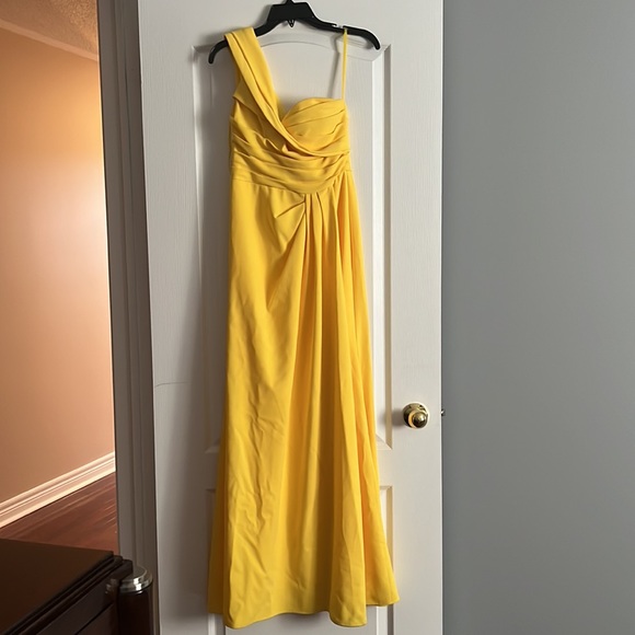 Melanie Lynn Yellow Ballgown one shoulder floor length dress - Picture 4 of 8
